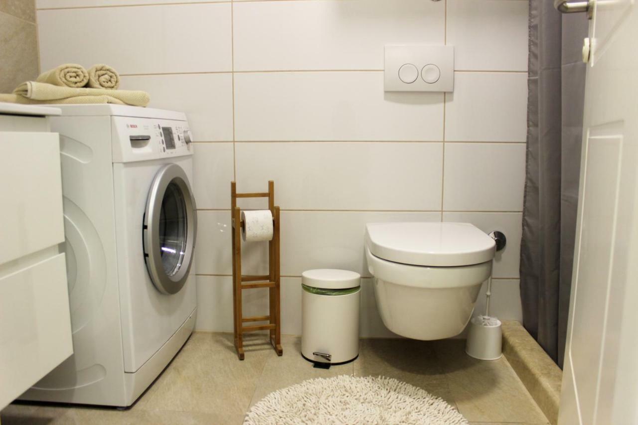 Apartment Pino Пучишча Екстериор снимка